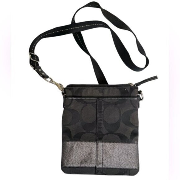 Coach Signature CC Crossbody Shoulder Bag Pocket Metallic Canvas Zip Minimalist - Picture 1 of 16